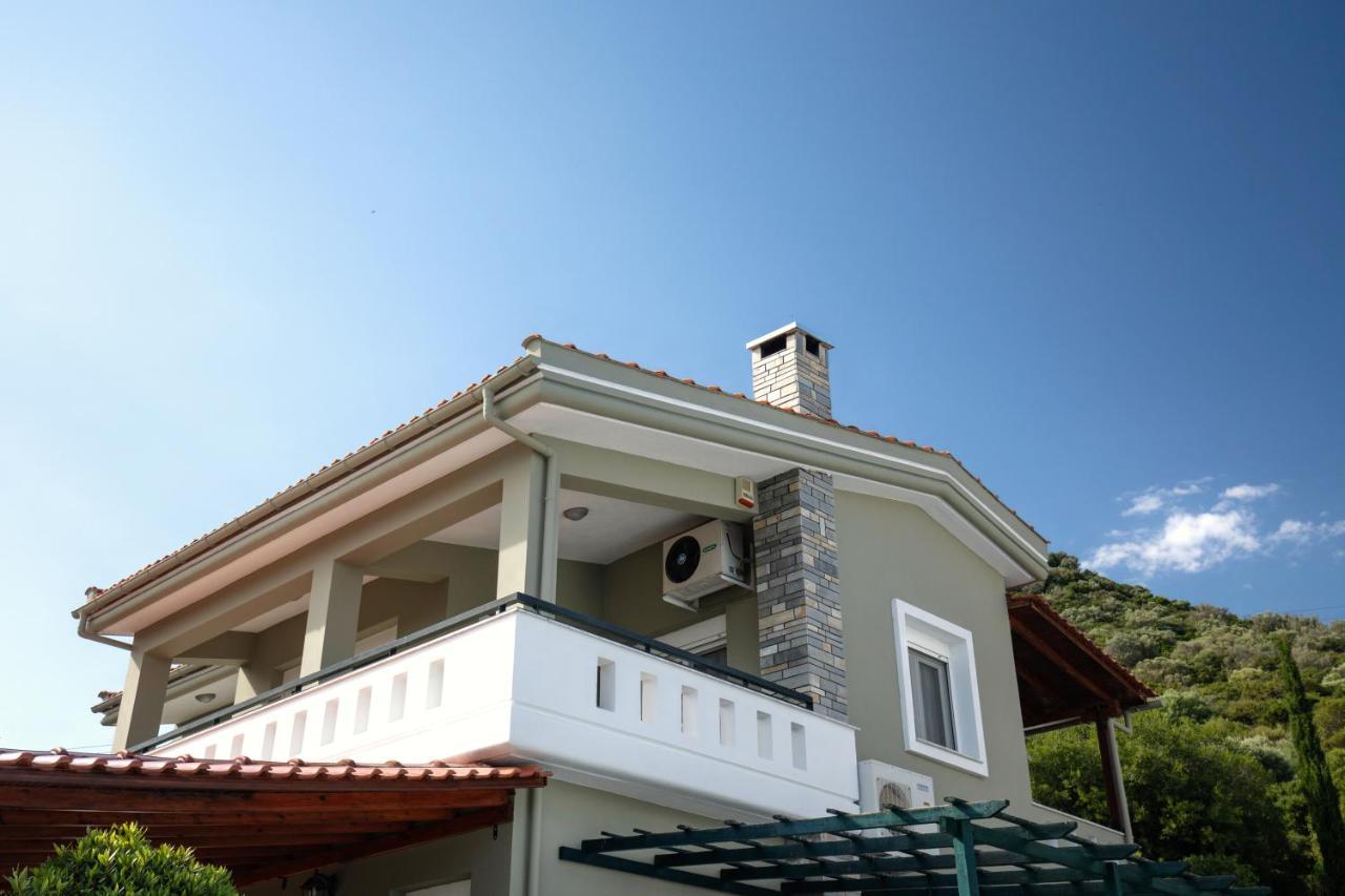 Cove Suites Apartment Nea Iraklitsa Buitenkant foto