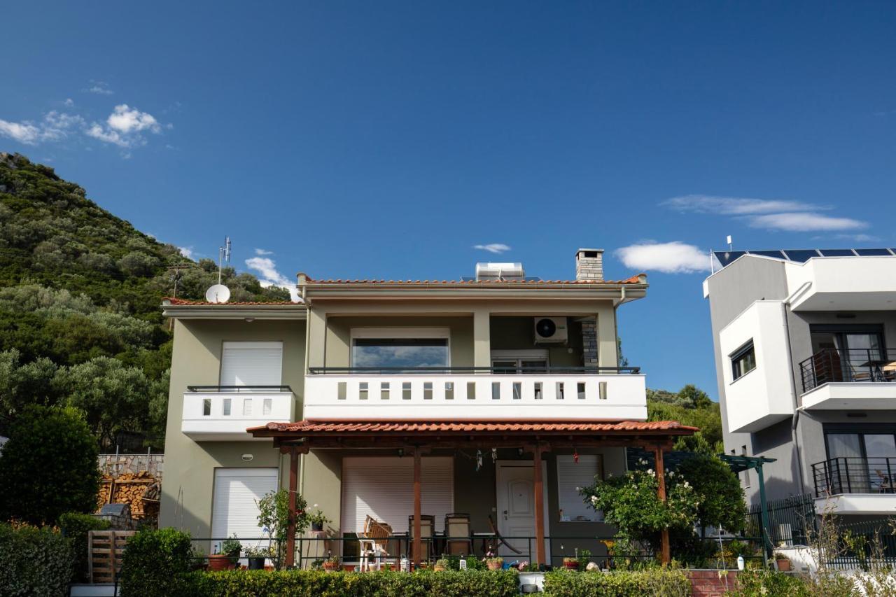 Cove Suites Apartment Nea Iraklitsa Buitenkant foto